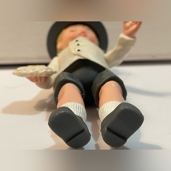 Madame Alexander 6” Ring Bearer Boy Doll McDonalds Collectible 2004 Sleepy Eyes - Picture 3 of 3